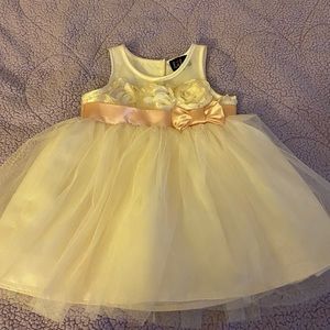 Infant dress size 12 months